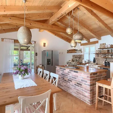 Lavanda Savicenta Holiday home *