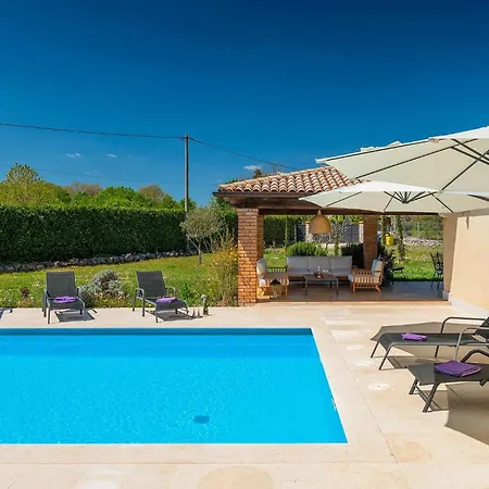 Lavanda Savicenta Holiday home *